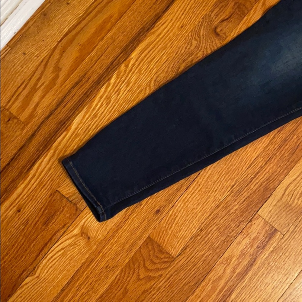 Jeans - Picture 2 of 4